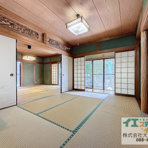 藍住町笠木字東野　中古１戸建住宅